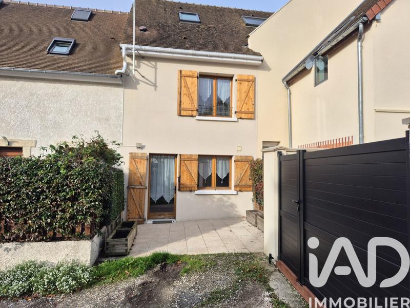 Maison - 64 m² - 4 pièces