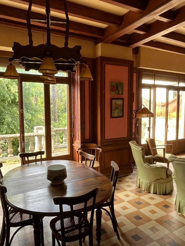 Maison - 162 m² - 10 pièces