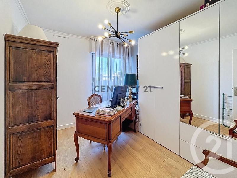 Appartement - 108 m² - 5 pièces