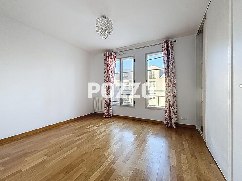 Appartement - 91 m² - 3 pièces