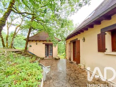 Maison - 158 m² - 6 pièces