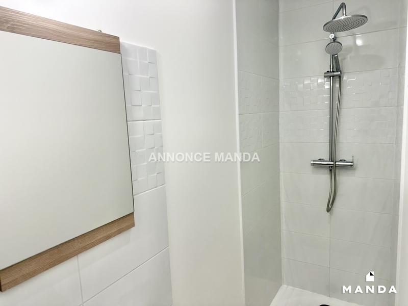 Studio - 18 m² - 1 pièce