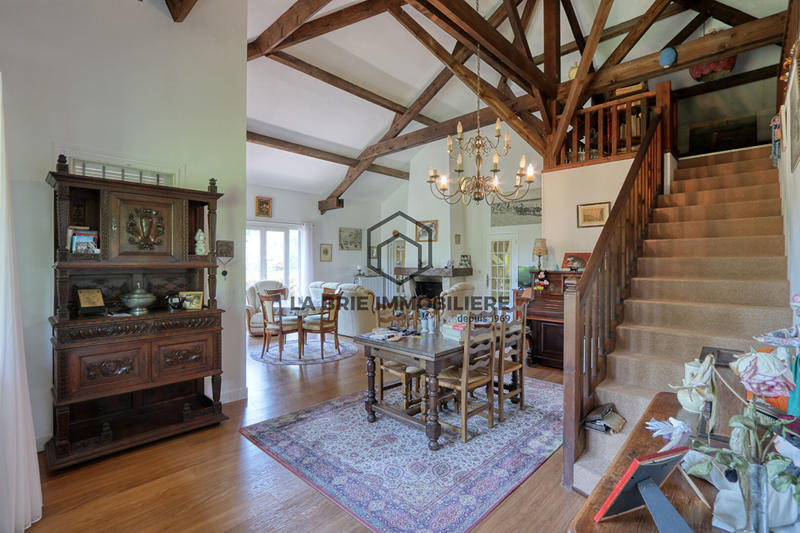 Maison - 122 m² - 5 pièces