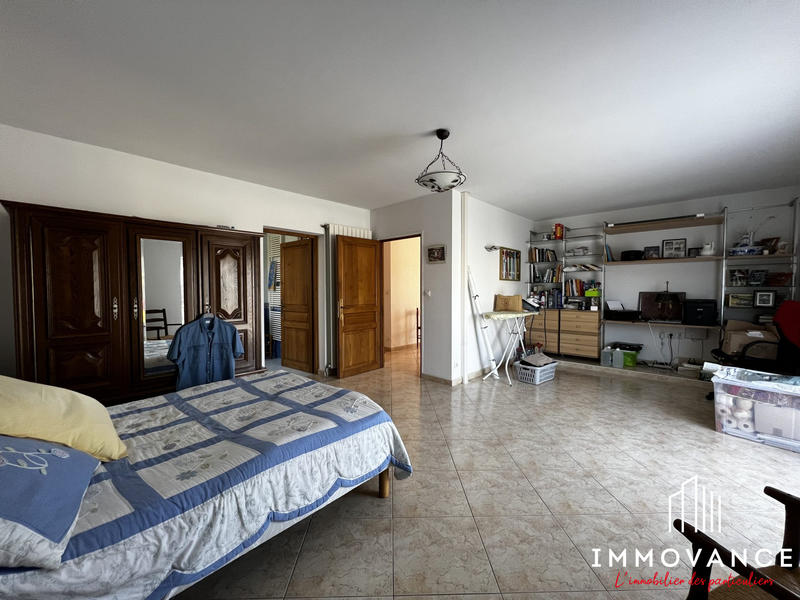 Villa - 169 m² - 5 pièces