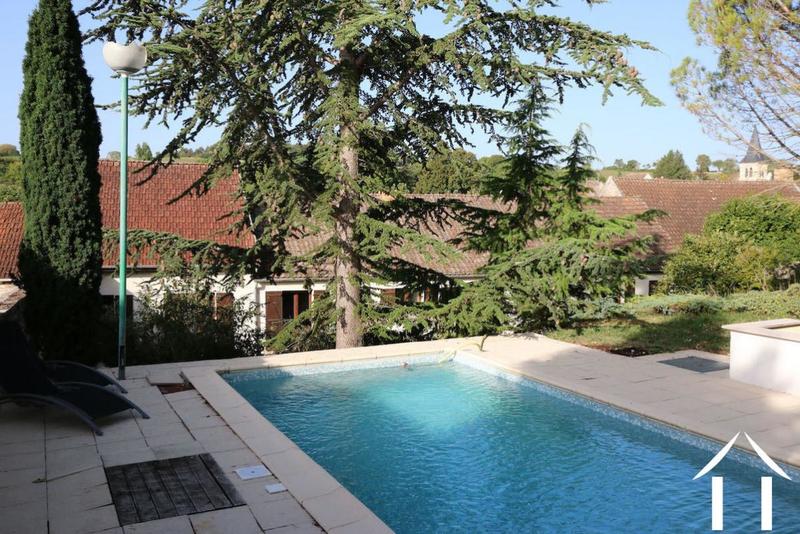 Maison - 205 m² - 5 pièces