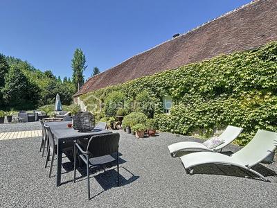 Demeure - 140 m² - 5 pièces