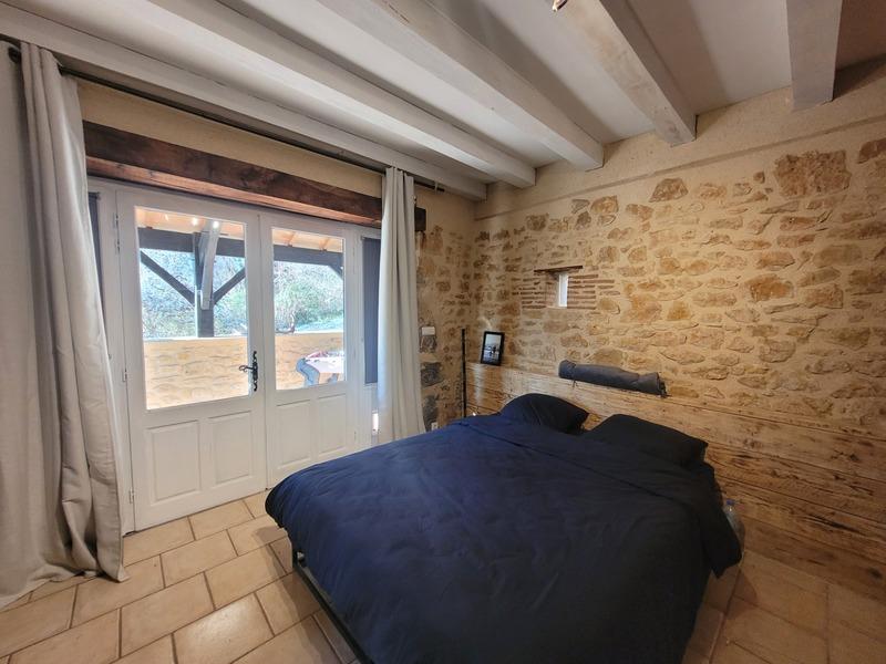 Propriété - 285 m² - 10 pièces
