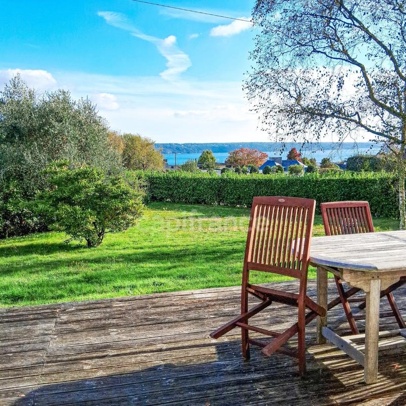 Maison - 142 m² - 6 pièces