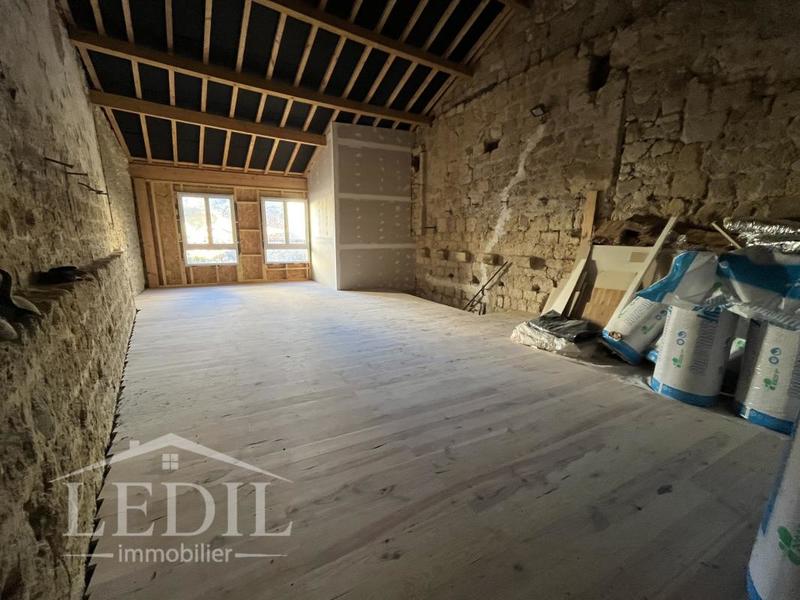 Maison - 106 m² - 4 pièces