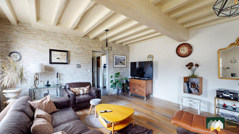 Maison traditionnelle - 103 m² - 4 pièces