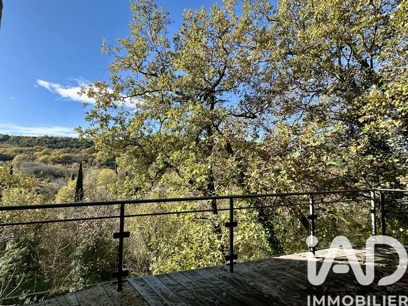 Maison - 139 m² - 7 pièces