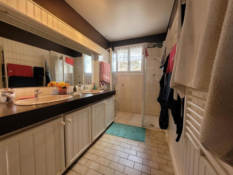 Maison - 106 m² - 4 pièces