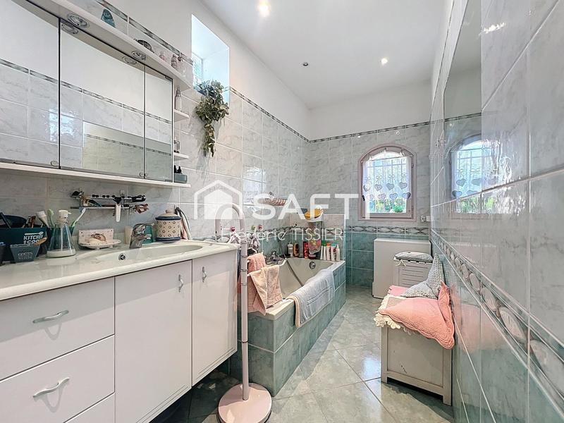 Maison - 110 m² - 5 pièces