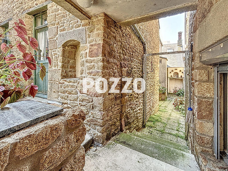 Maison - 440 m² - 19 pièces