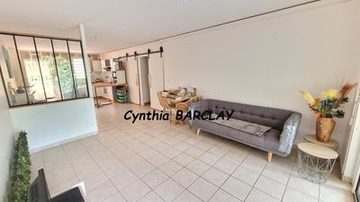 Appartement ancien - 51 m² - 2 pièces