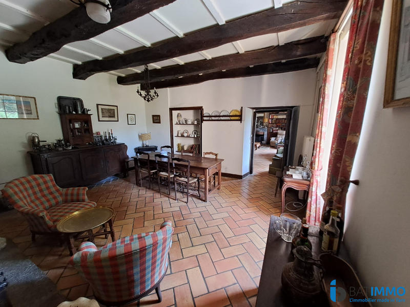 Maison - 195 m² - 6 pièces