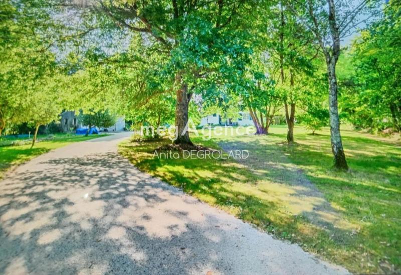 Maison - 200 m² - 5 pièces