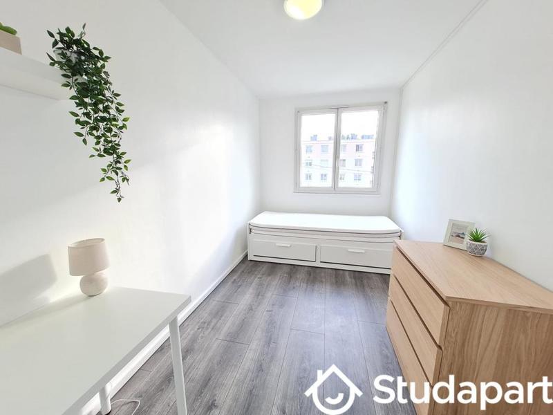 Chambre - 12 m² - 1 pièce