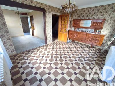 Maison - 77 m² - 4 pièces