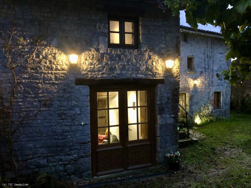 Pavillon - 146 m² - 6 pièces