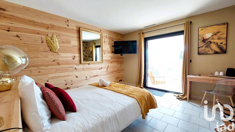 Bastide - 370 m² - 12 pièces