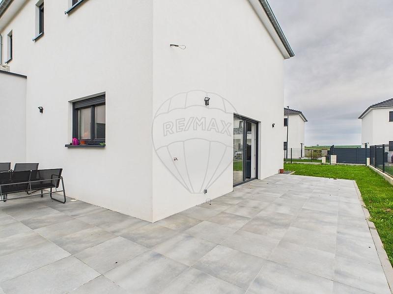 Maison - 120 m² - 7 pièces