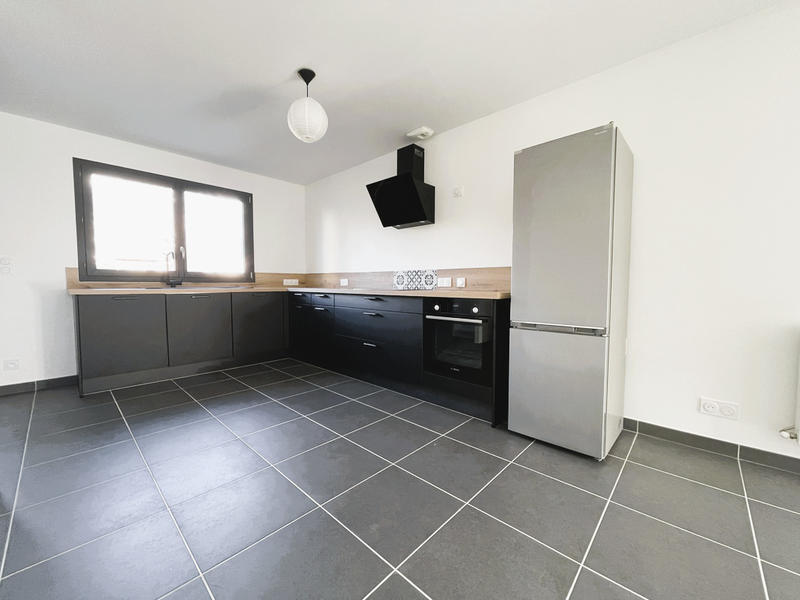 Maison - 97 m² - 5 pièces