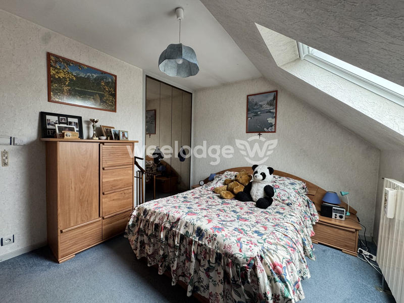 Maison - 90 m² - 5 pièces