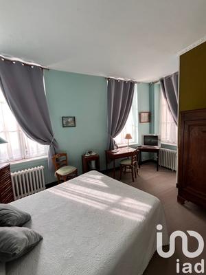 Immeuble - 147 m² - 6 pièces