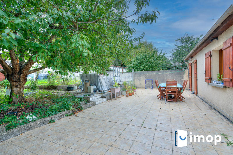 Maison - 88 m² - 5 pièces