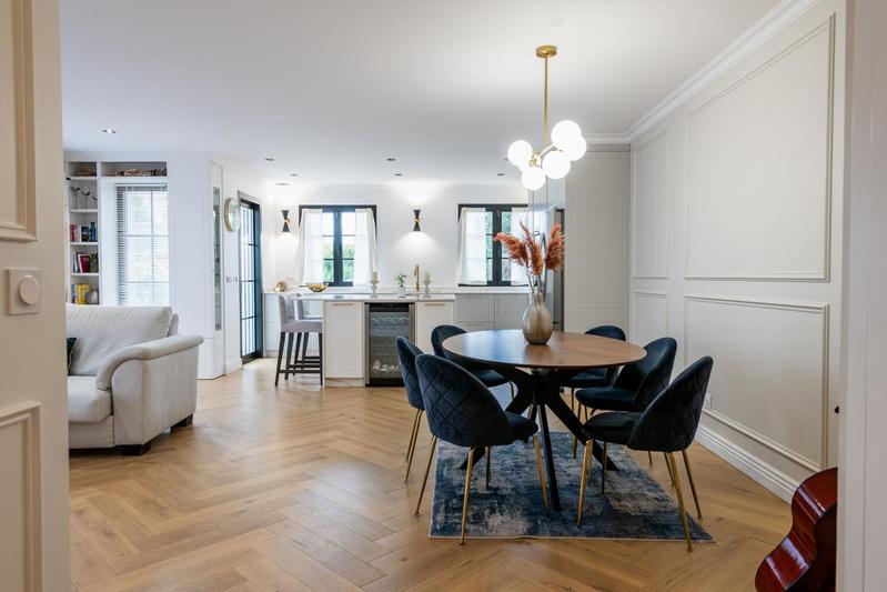 Maison - 140 m² - 5 pièces