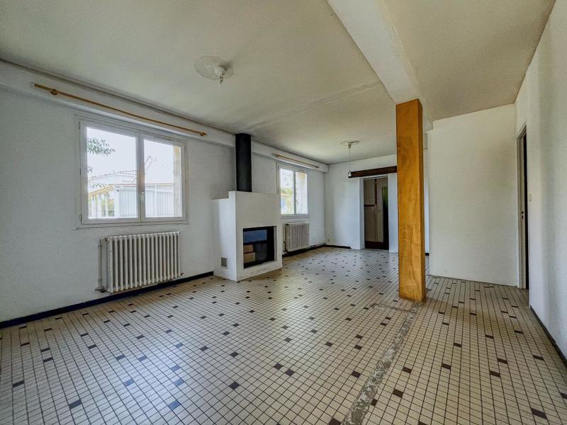 Maison - 210 m² - 9 pièces