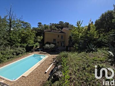 Maison de maîtres - 168 m² - 7 pièces