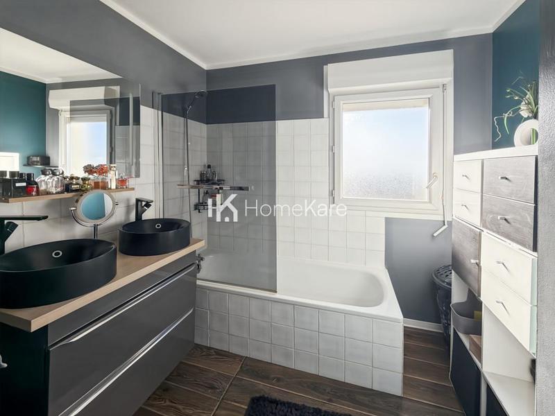 Maison - 85 m² - 4 pièces