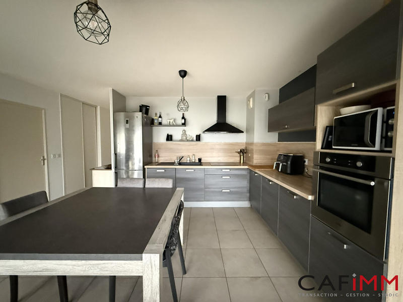 Appartement - 74 m² - 3 pièces