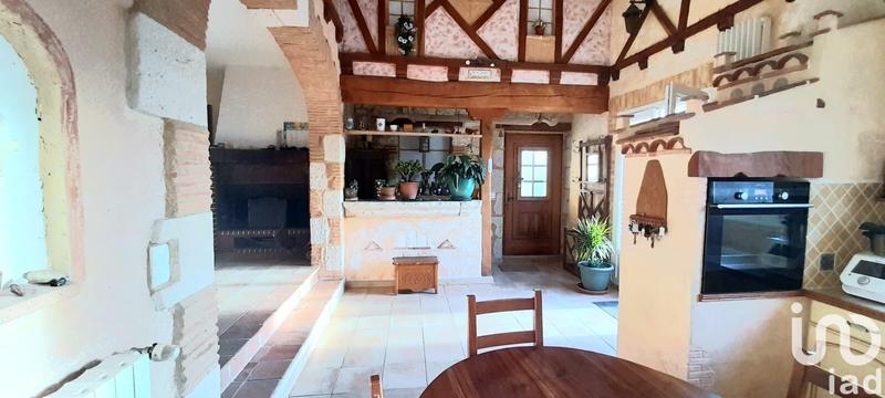 Maison - 180 m² - 7 pièces