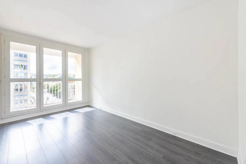 Appartement - 81 m² - 4 pièces