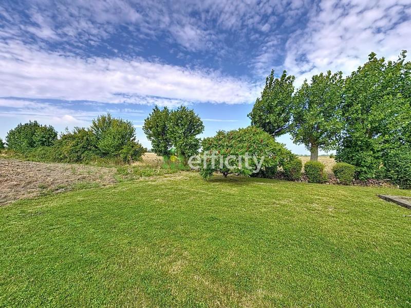 Corps de ferme - 210 m² - 5 pièces