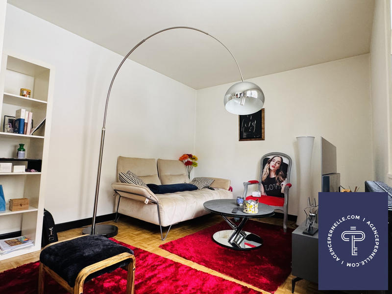 Appartement - 79 m² - 3 pièces