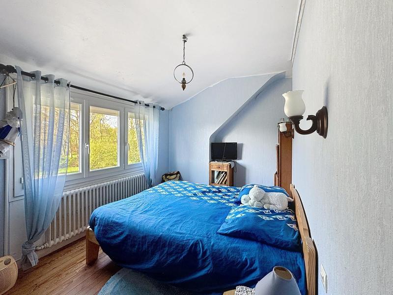 Maison - 90 m² - 5 pièces