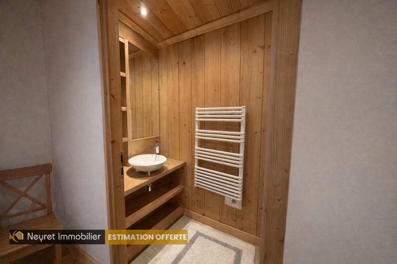 Appartement - 90 m² - 5 pièces