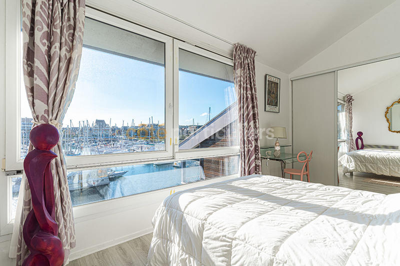 Appartement - 104 m² - 4 pièces