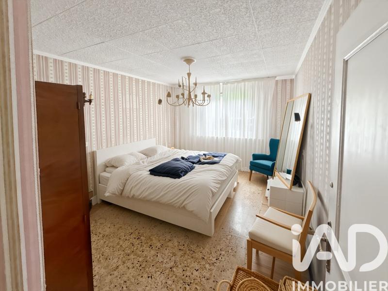 Maison - 171 m² - 6 pièces