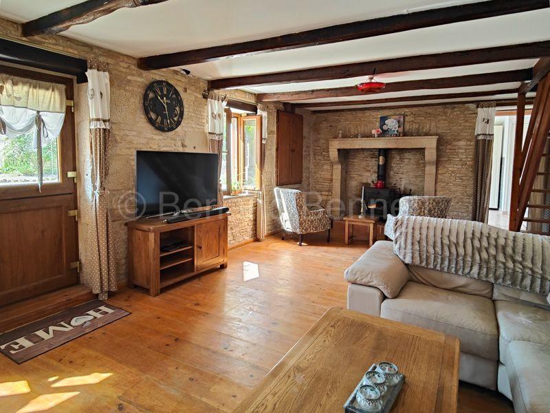 Maison - 211 m² - 9 pièces