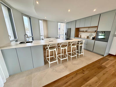 Appartement - 118 m² - 7 pièces