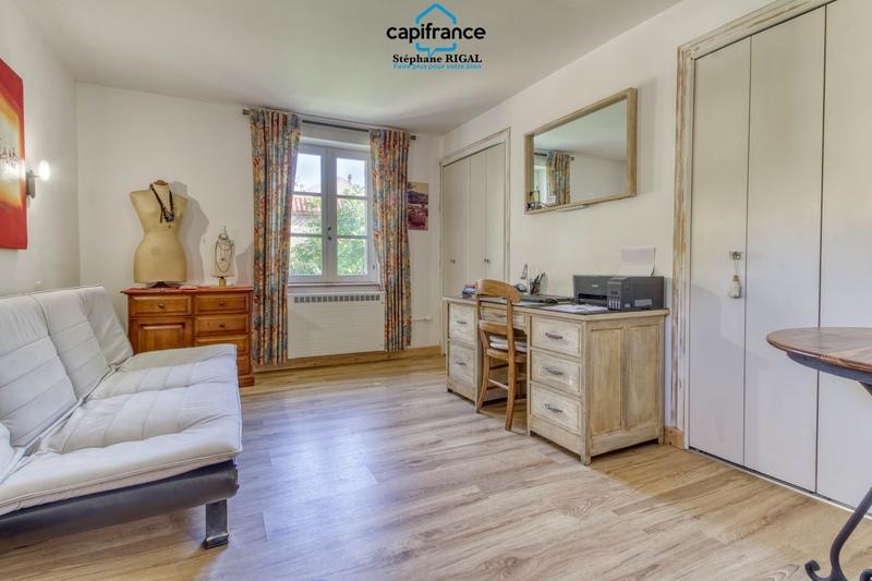 Maison en pierre - 130 m² - 7 pièces