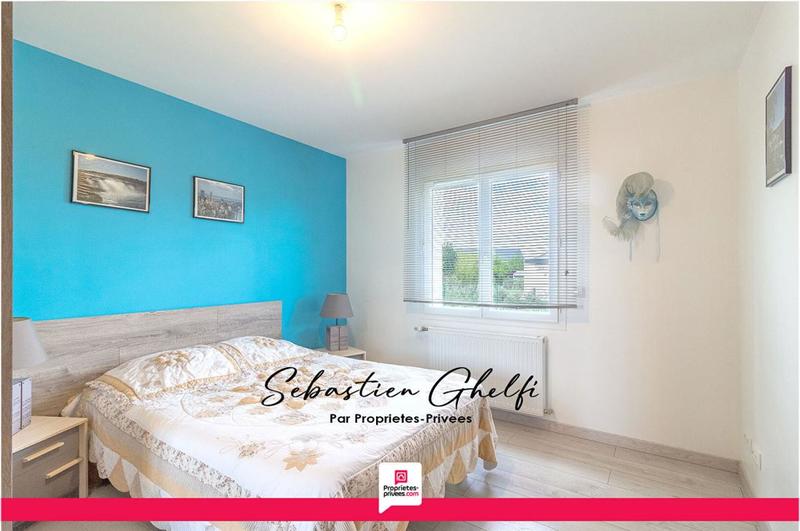 Maison - 220 m² - 8 pièces