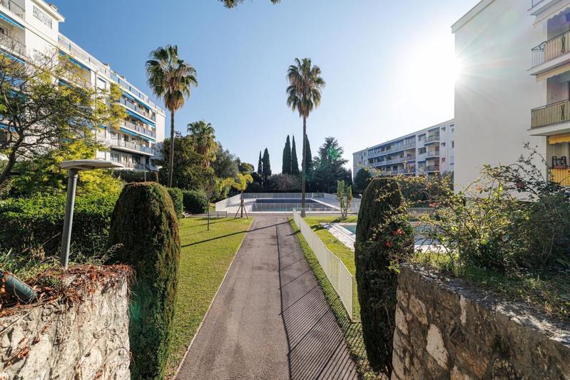 Appartement - 113 m² - 5 pièces