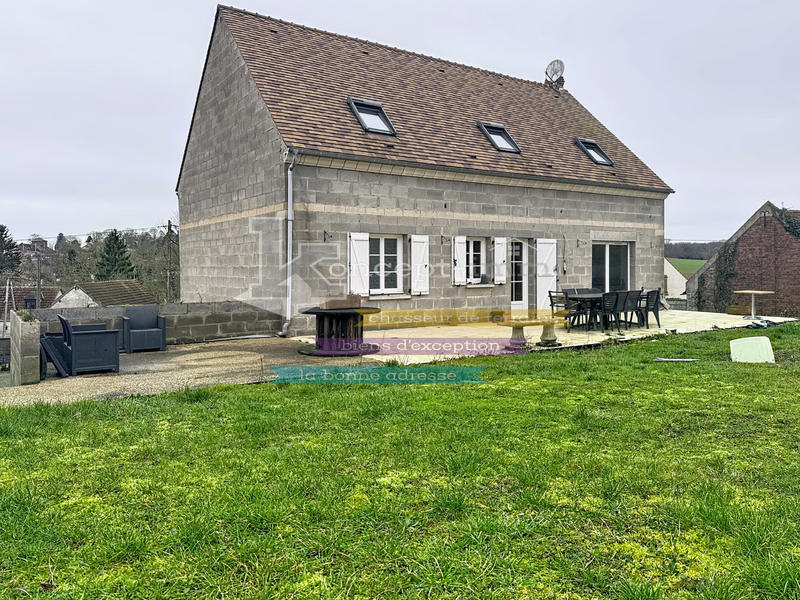 Maison - 142 m² - 6 pièces