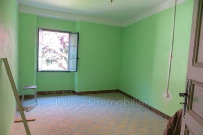 Maison - 180 m² - 8 pièces